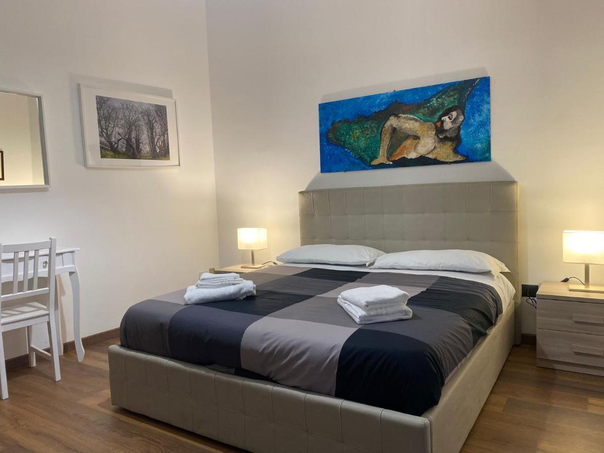 B&B I Miti Dell Etna Catania Centro Vicino Il Duomo ภายนอก รูปภาพ